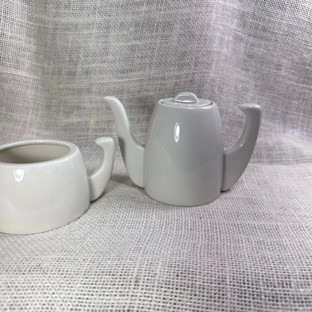 Vintage White Porcelain Teapot Sugar Bowl Set Modern Minimalist Glossy 5451